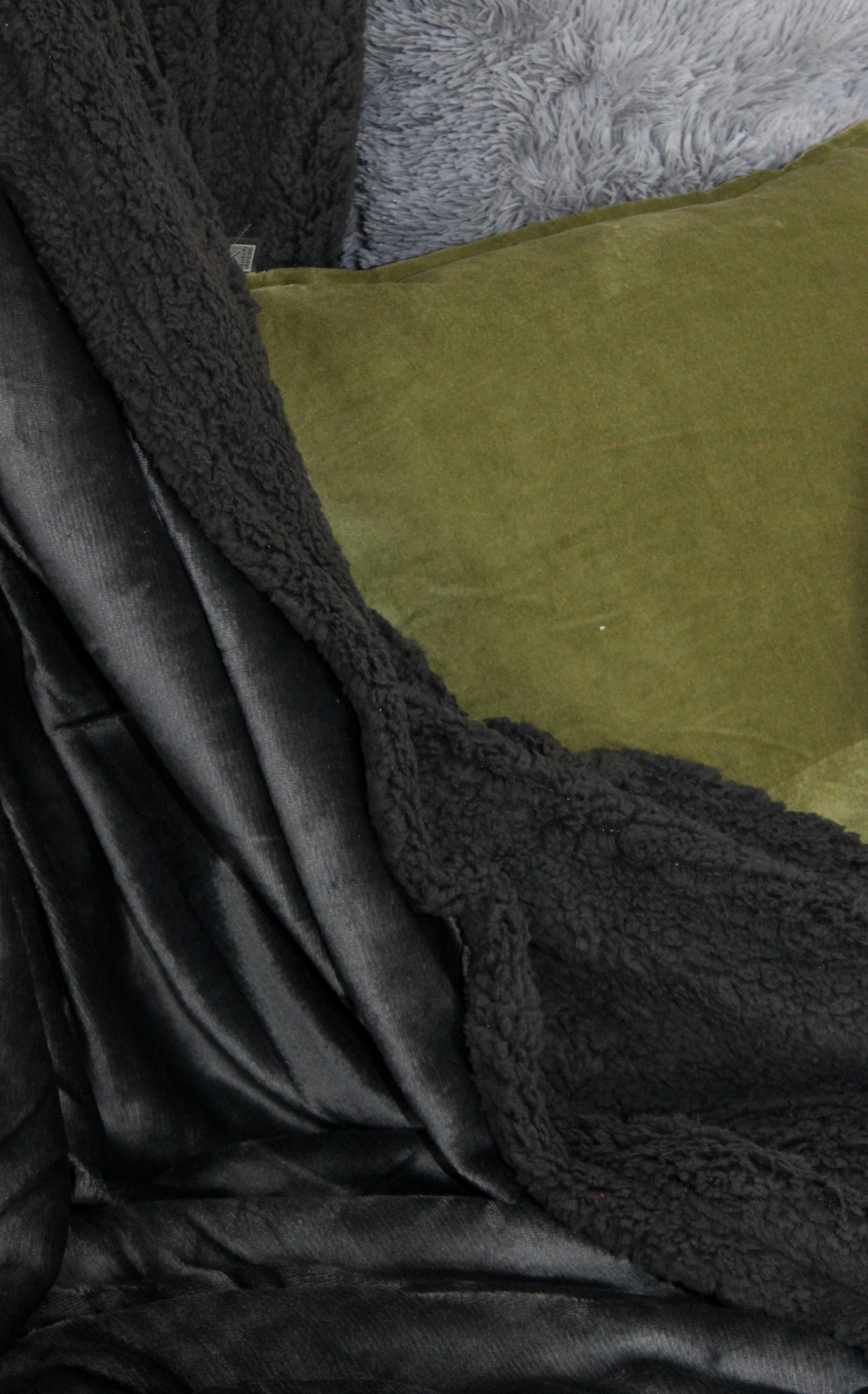 Kuscheldecke Runi - Dunkelgrau