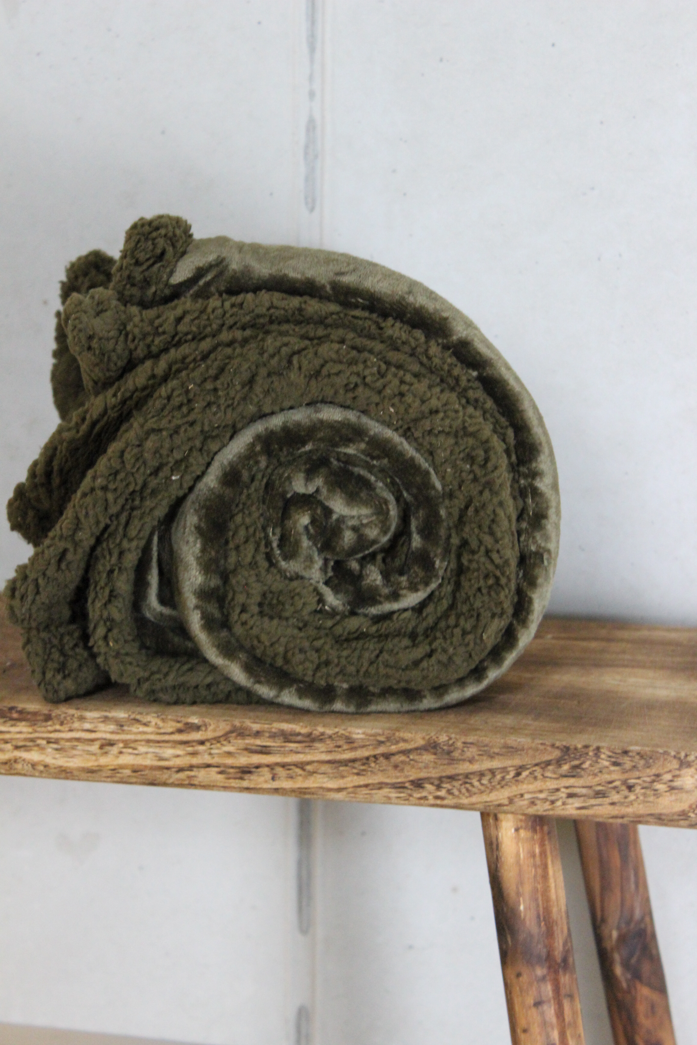 Kuscheldecke Runi - Olivgrün