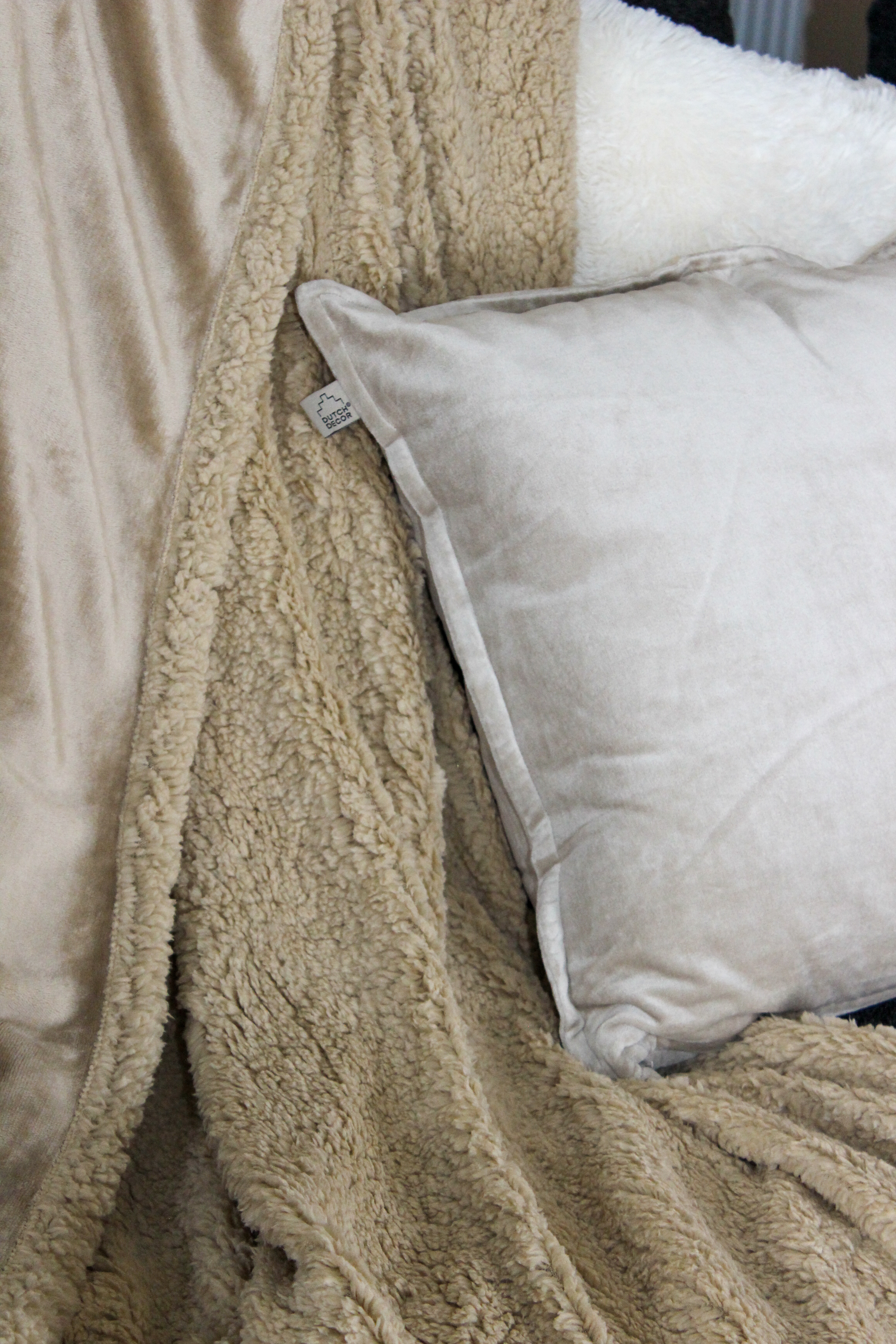 Kuscheldecke Runi - Beige