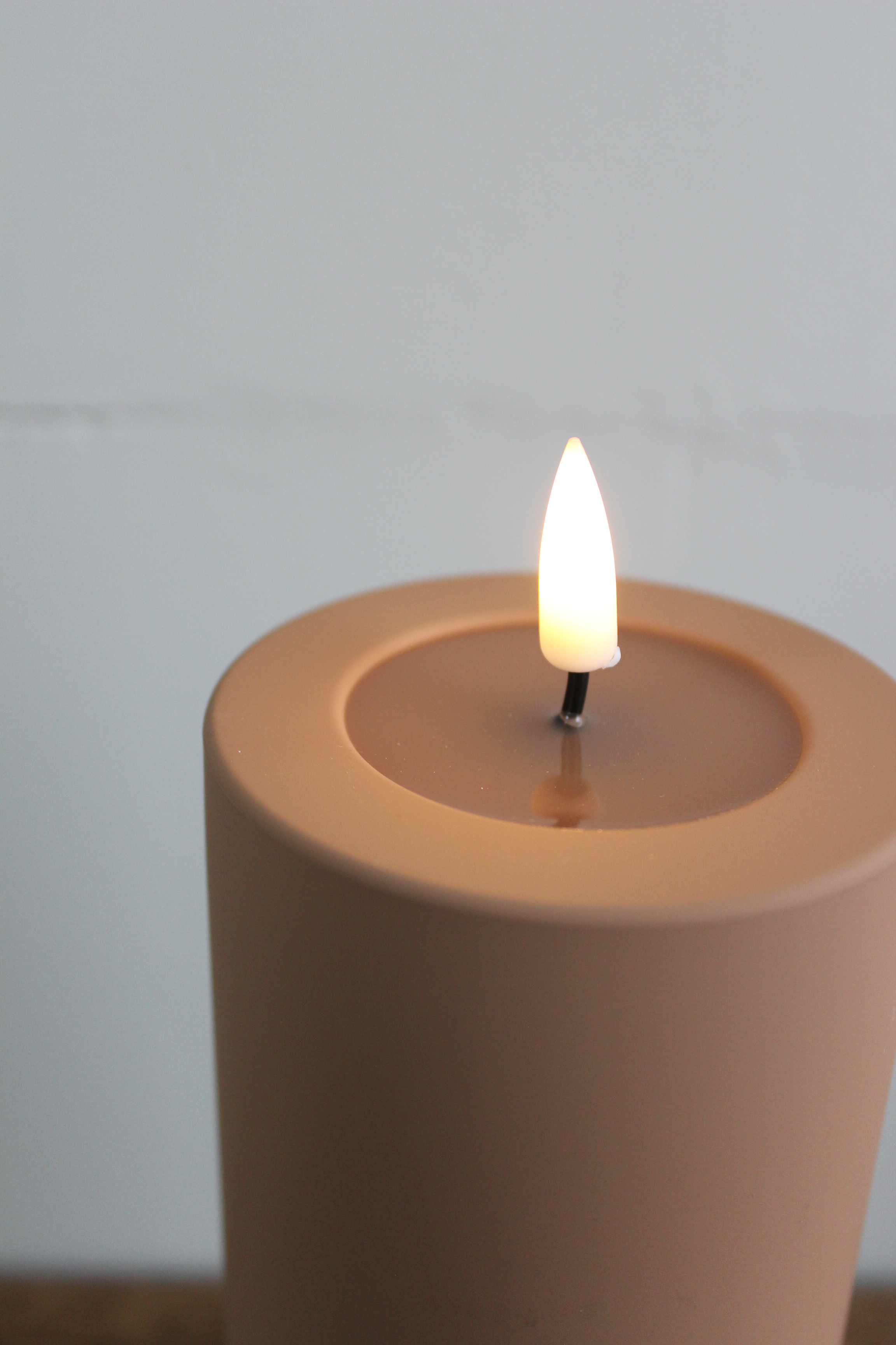 LED Stumpenkerze 7,5x20 - Karamell
